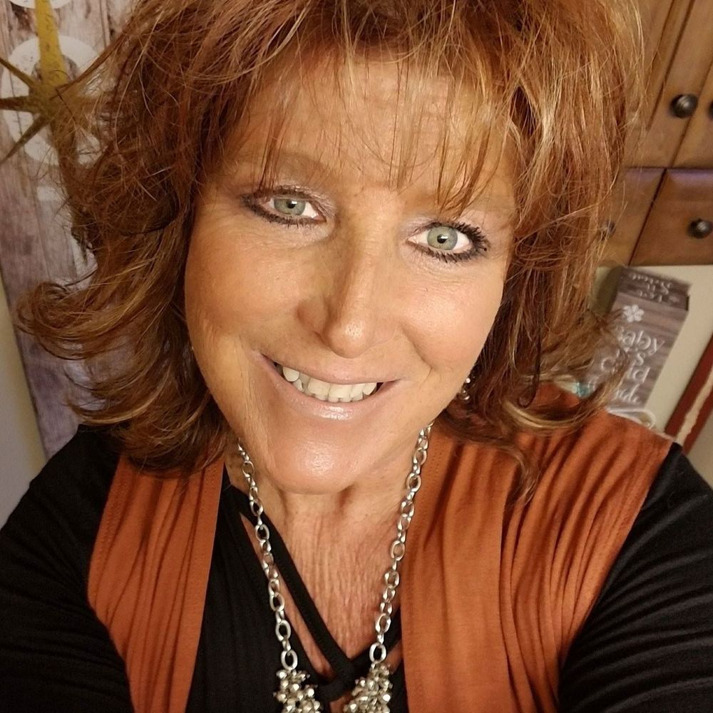 Meet your Posher, Tina
